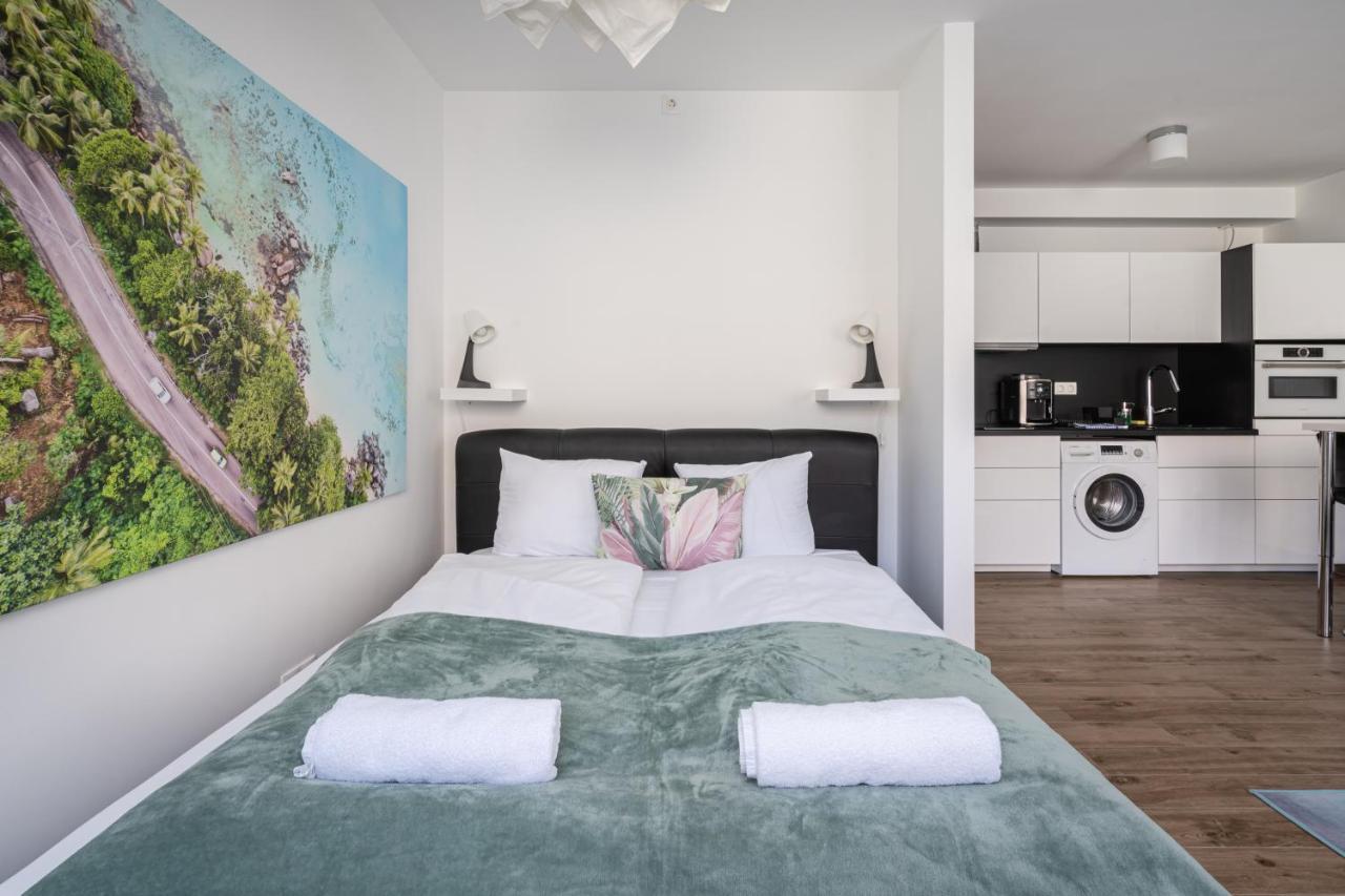 Everwood With Ac Apartament